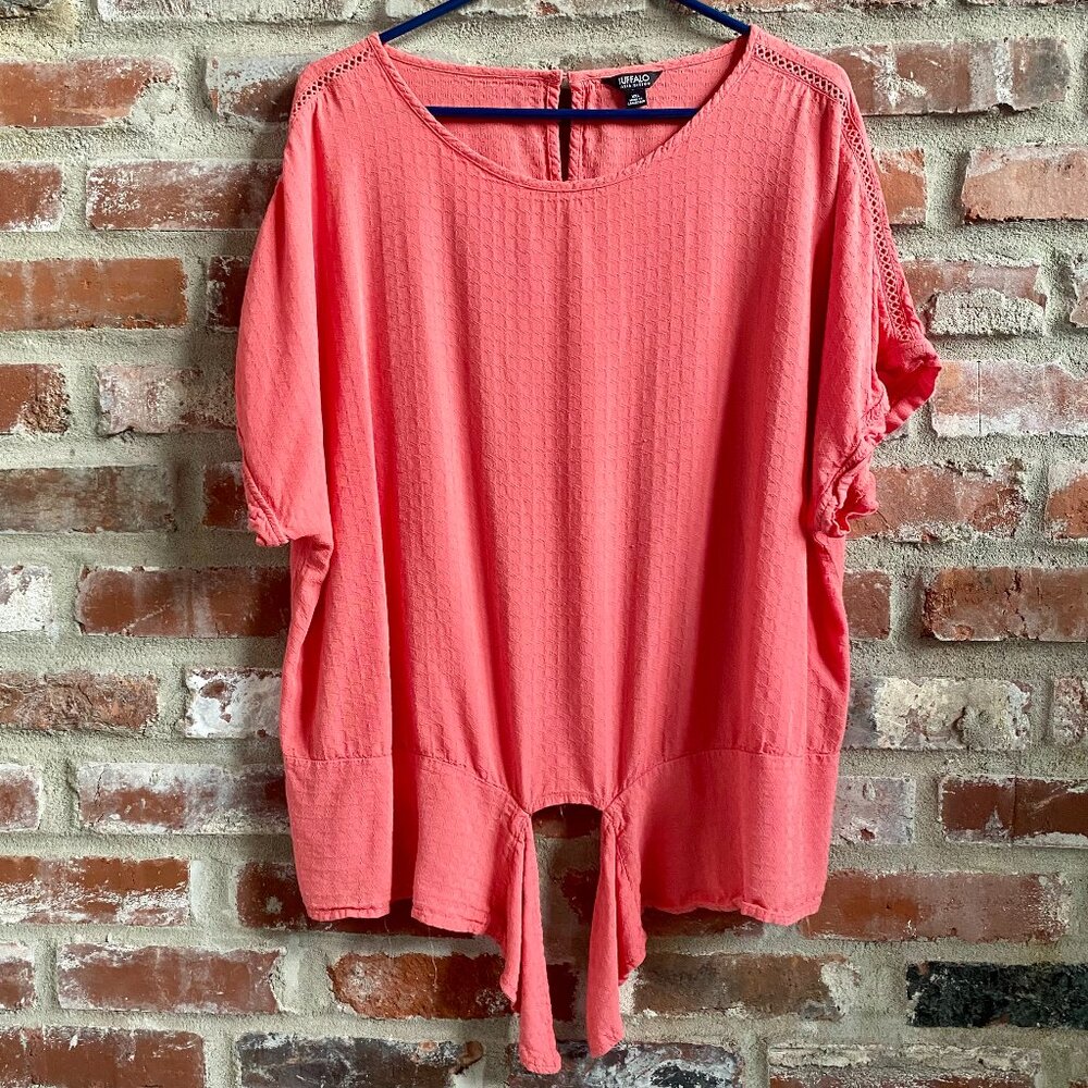 Buffalo: Women's Short-Sleeved Top, Coral, Cutout Detail on Sleeves, Size XXL